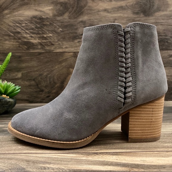 NIB Blondo Nina Waterproof Suede Ankle Bootie - Picture 7 of 12